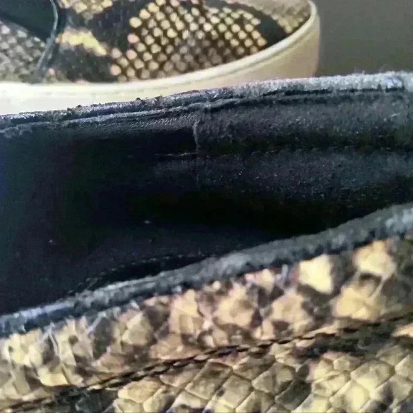 Michael Kors Slip on Sneakers snake print size 9 - Picture 16 of 16